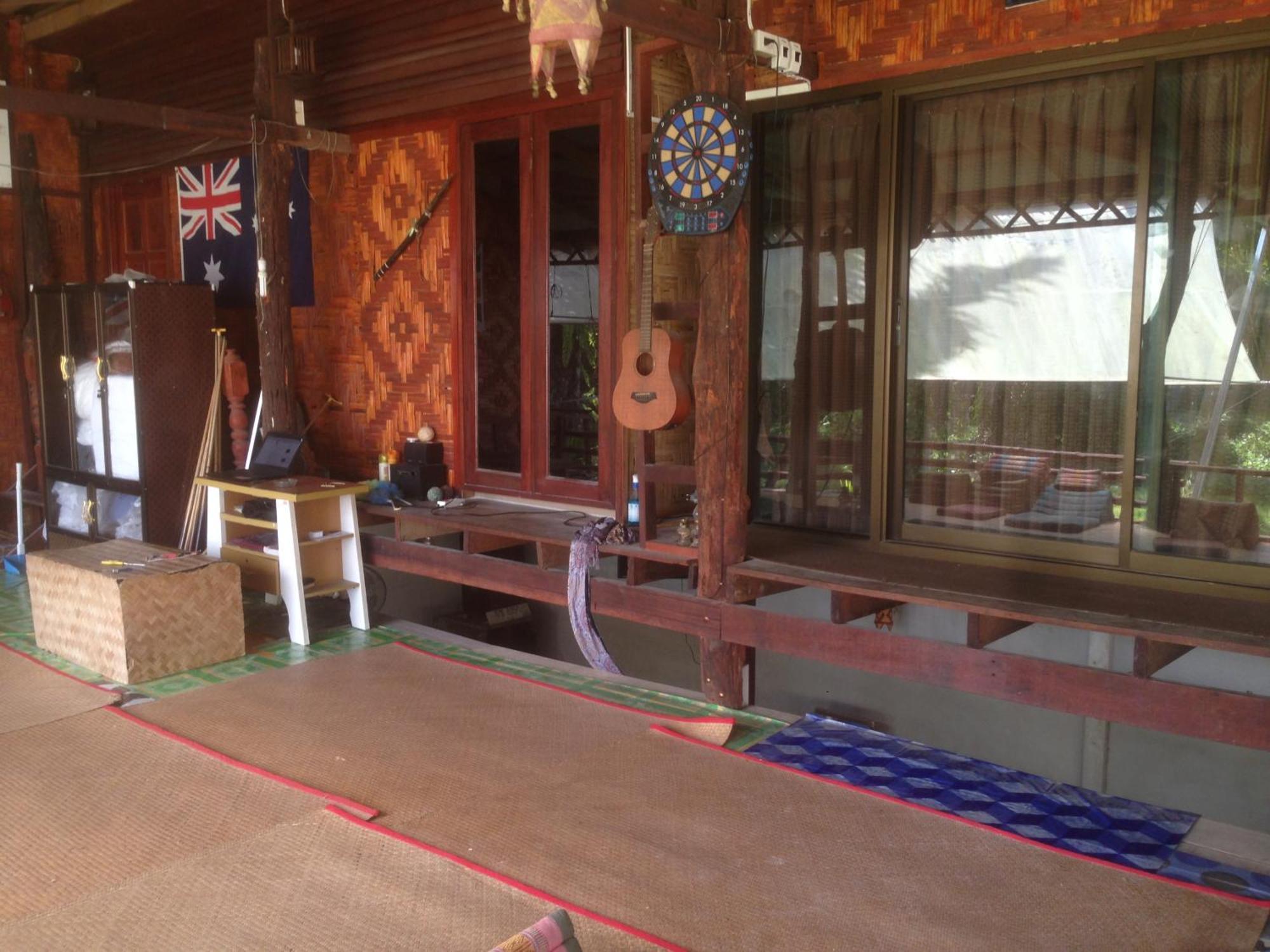 The Lazy Bar Guest House Ao Nang Exterior foto