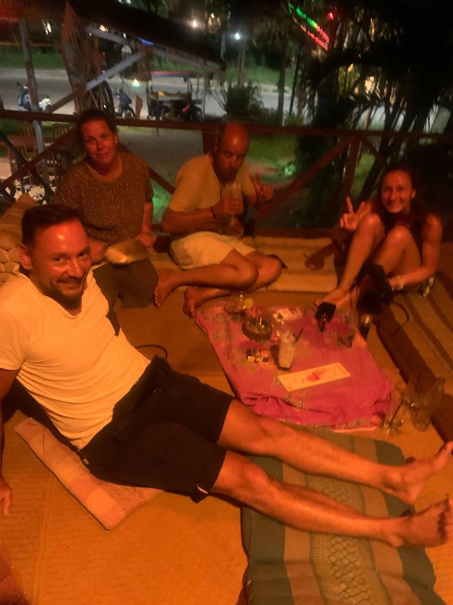 The Lazy Bar Guest House Ao Nang Exterior foto